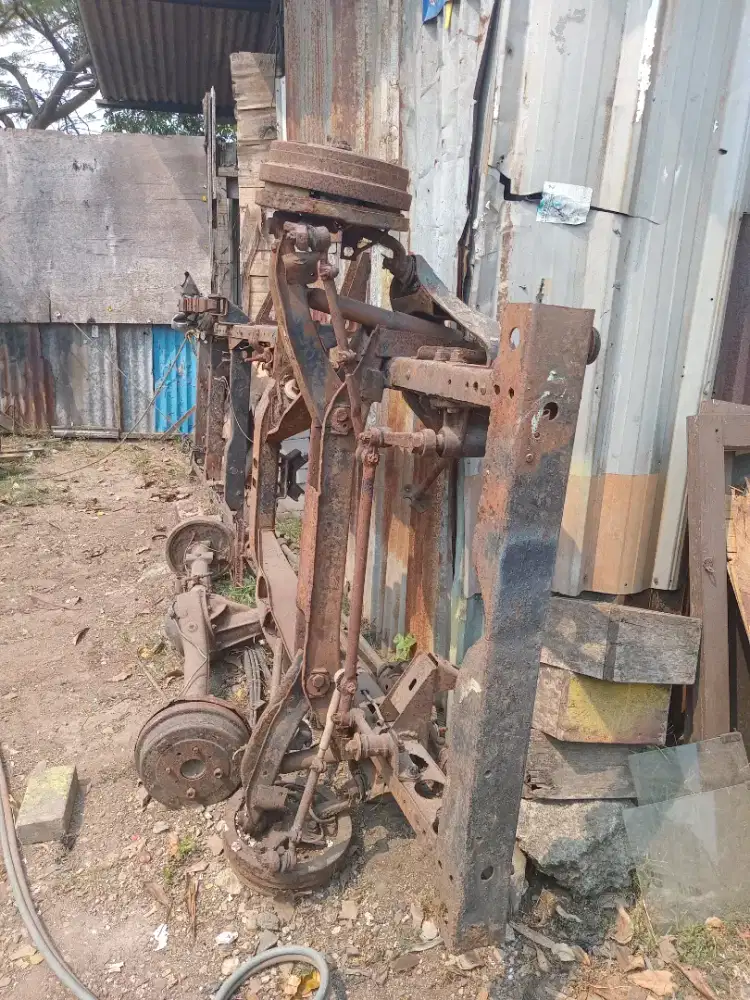 Sasis kijang super+gardan+tromol dan per