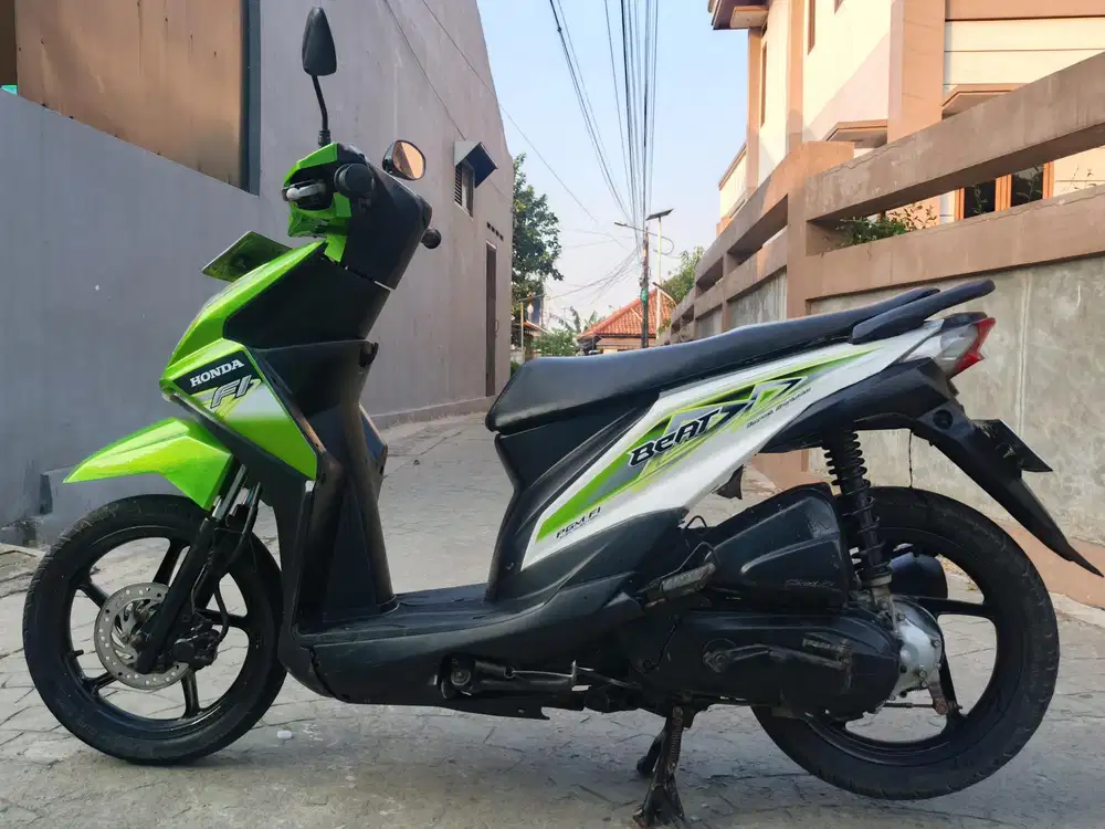 Honda beat Fi 2013 stater tokcer halus mulus terawat