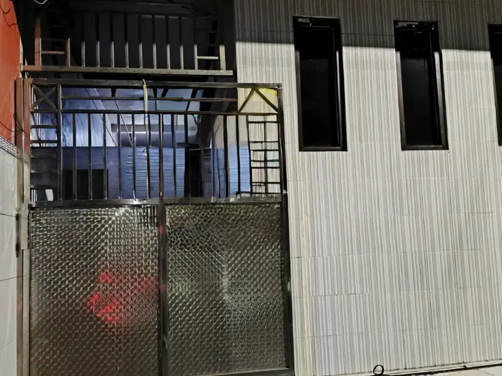 Rumah kos kostan di jalan pakis surabaya