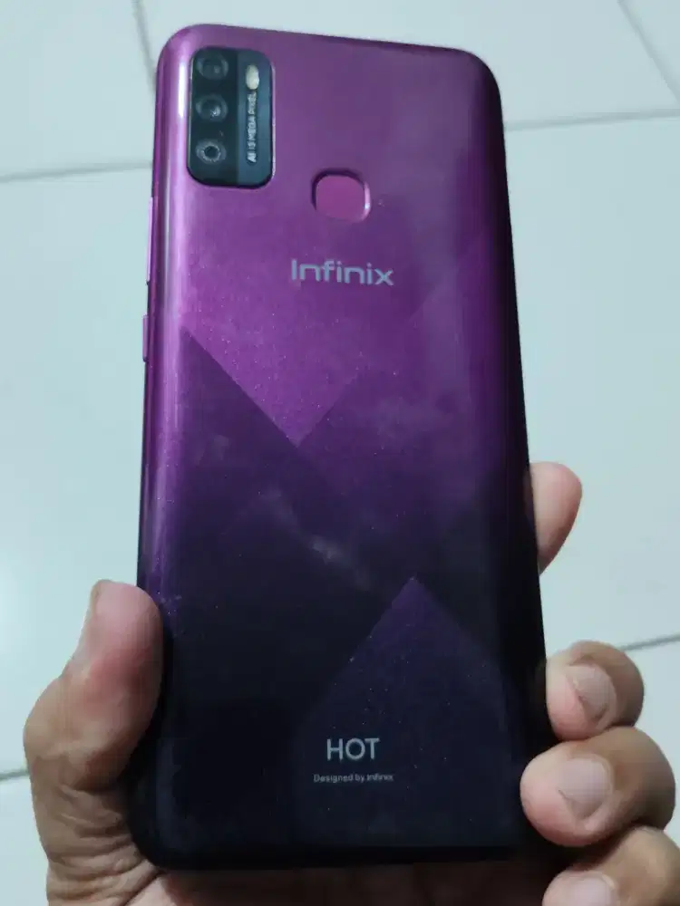 Infinix hot 9 play ram 4/64