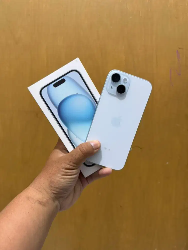 Iphone 15 128gb ibox BH 100% mulus 1000% seperti baru fullset garansi
