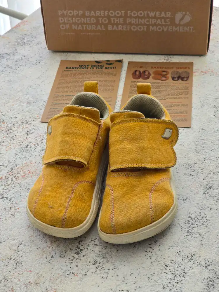 PYOPP - Badii Barefoot Sneakers
