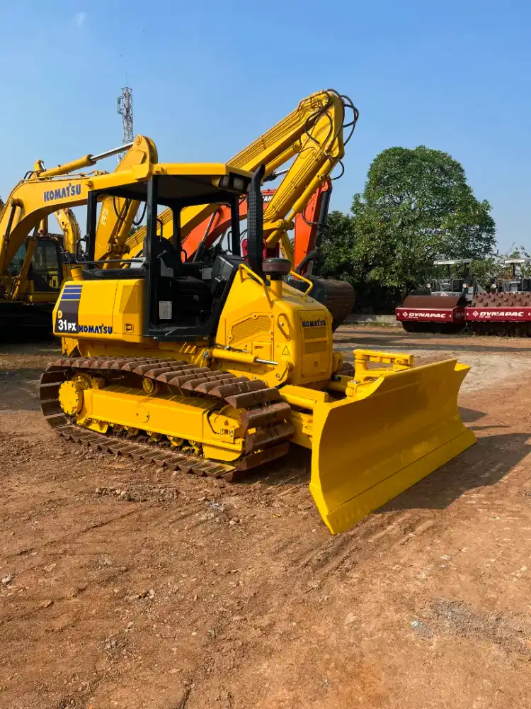 Komatsu D31PX-22 Tahun 2026