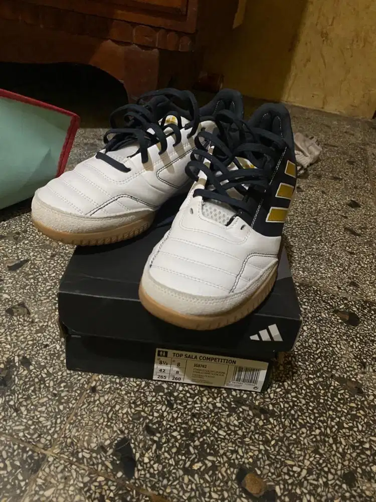 SEPATU FUTSAL ADIDAS TOP SALA COMPETITION