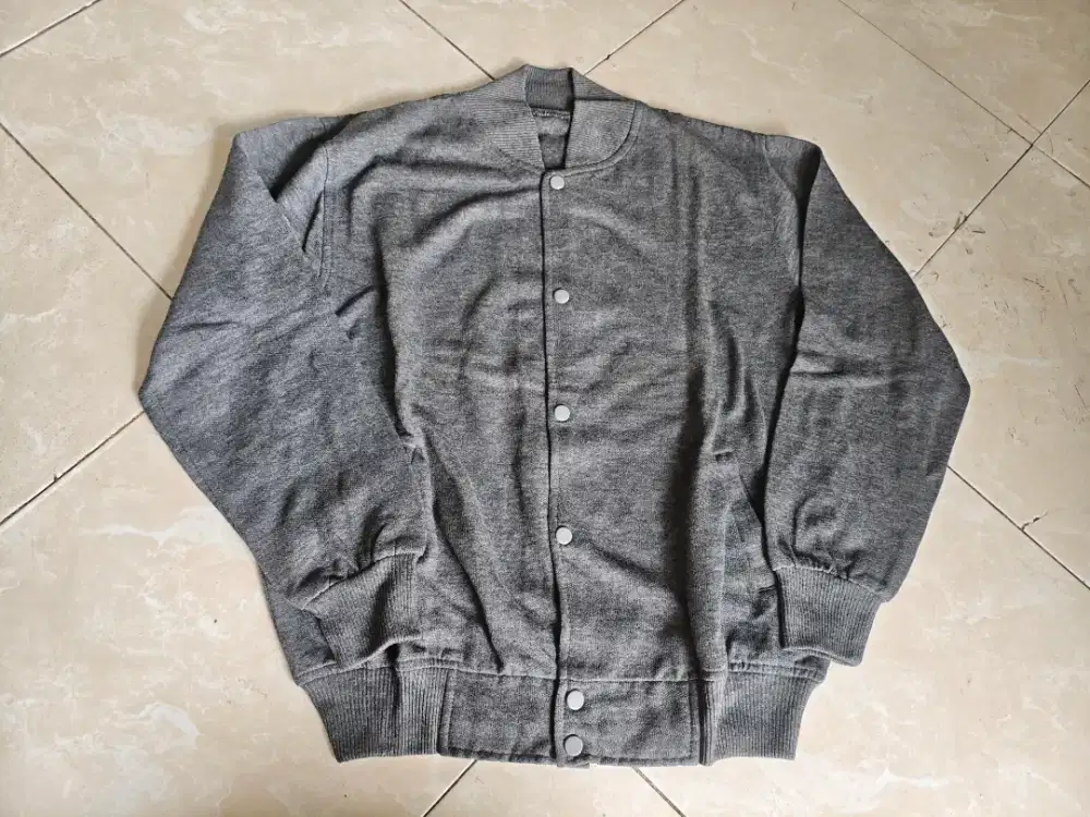 Jaket Varsity Size M Jaket Pria Jaket Distro Jaket Polos Jaket Murah