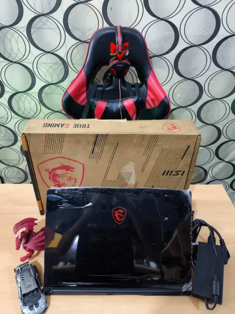 MSI Thin 15 UCX FULLGAMES FULLSET BOX [GEN 11] RAM 8Gb SSD 512GB