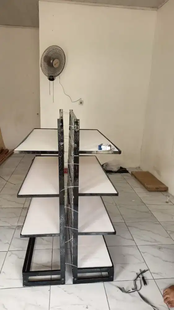 Rak untuk jualan