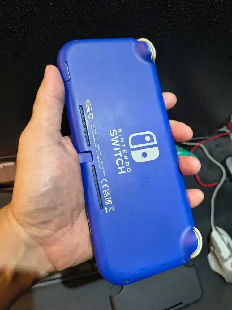 Nintendo Switch Lite Navy + 128GB