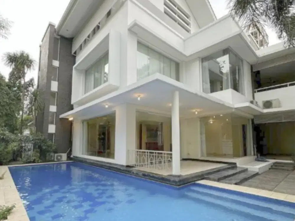 Disewakan Rumah Mewah 5Kt di Area Pondok Indah Jakarta Selatan | Std461