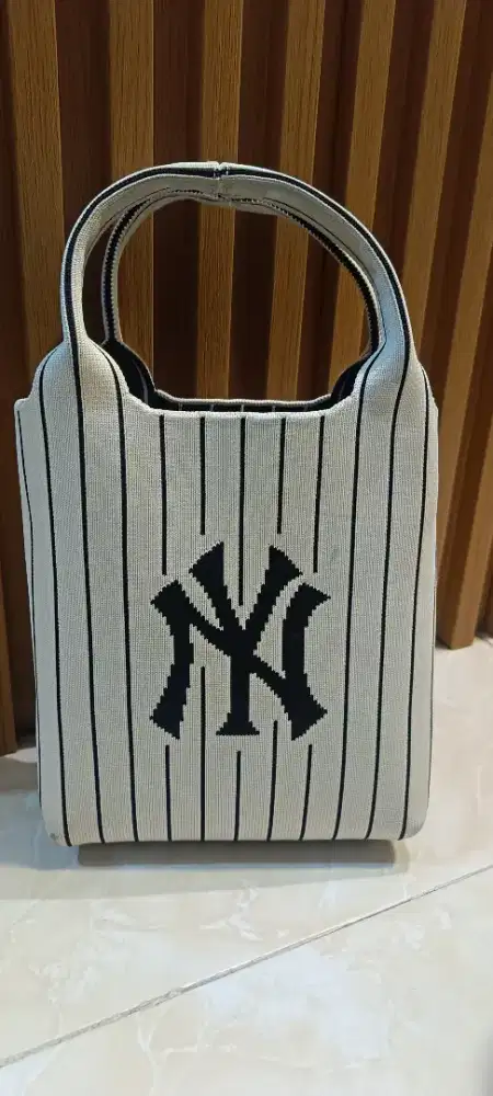 MLB NY Black Knit Original
