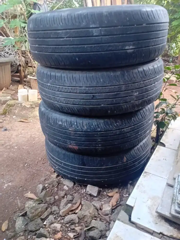 Jual ban 215/60/17 th 2021