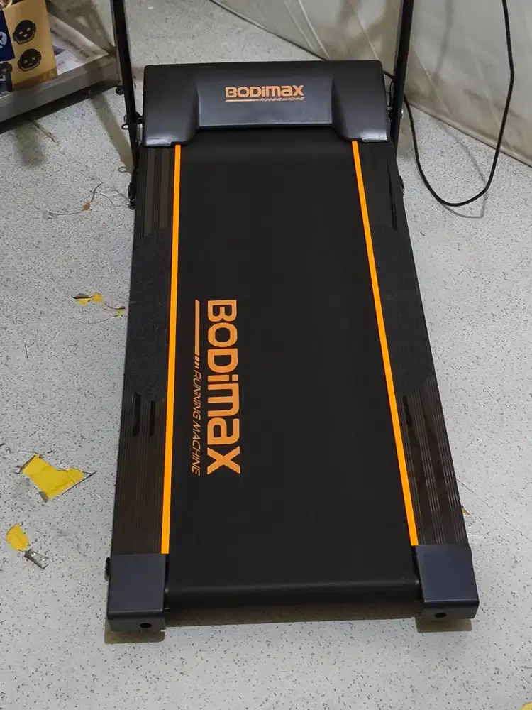 Treadmill Lipat BODIMAX Running Machine Hitam Black ( BEKAS )
