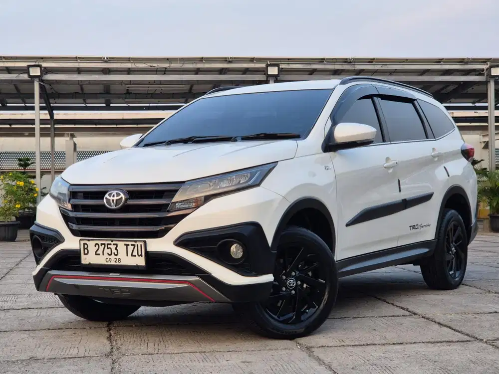 (Odo 50rban) Apik Rush S TRD Sportivo AT 2018 Tgn1 Bisa DP Minim