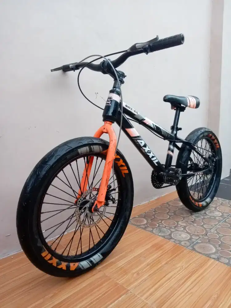 Sepeda BMX Cakram 20 Ban JUMBO.