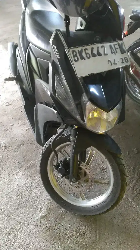 Yamah Mio M3 2015 hitam