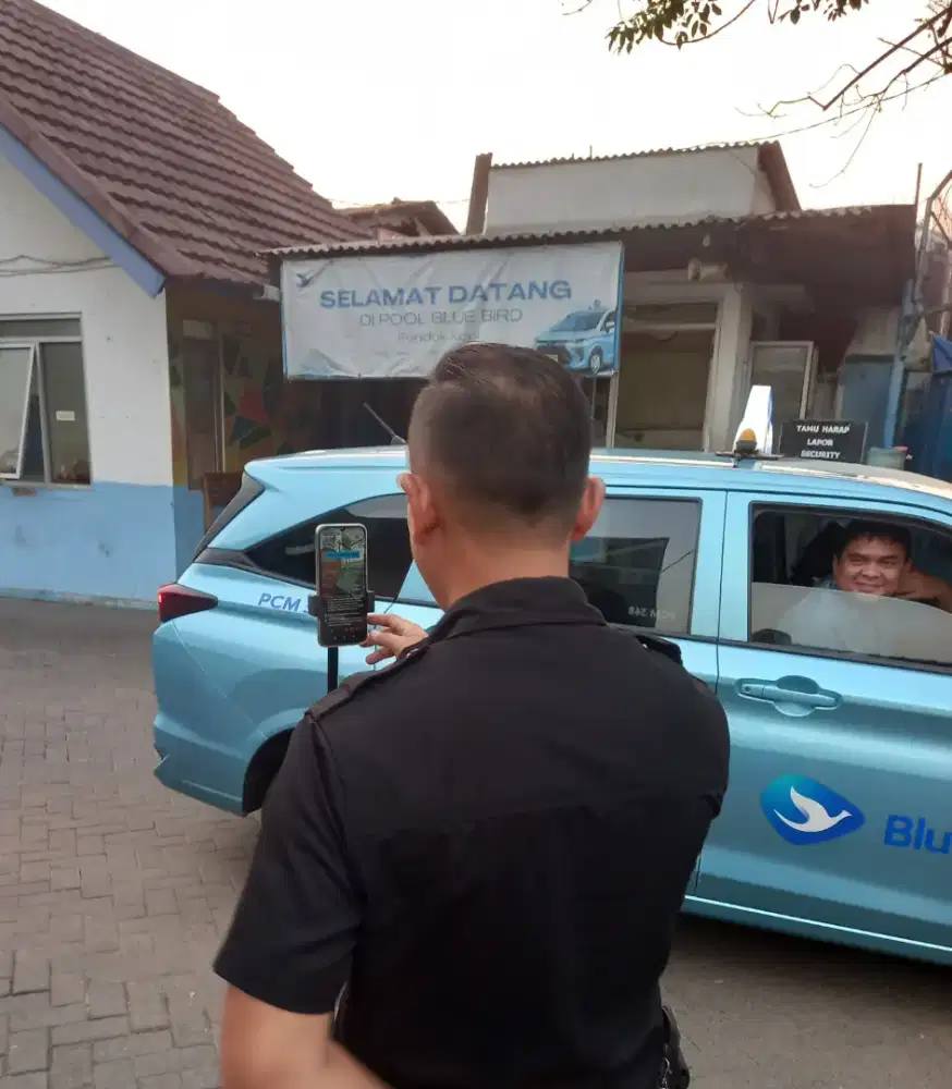 Lowongan pengemudi taksi