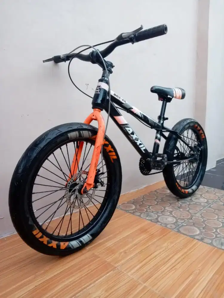 Dijual Sepeda BMX 20 CAKRAM Ban JUMBO.