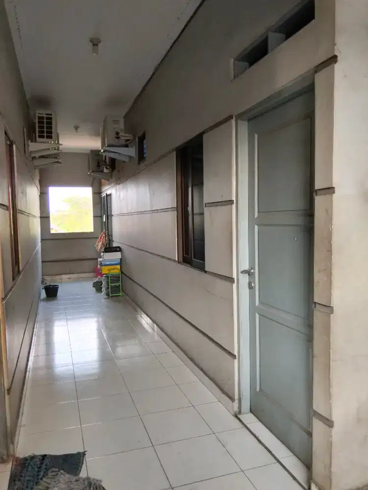 Kost bulanan untuk karyawan/keluarga
