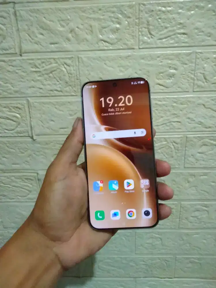 Vivo X300 Pro Ram 16/512 Gb Unit Only Resmi TT Hp Lain