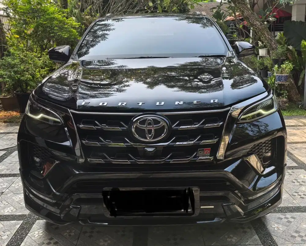 Toyota Fortuner 2.4 VRZ GR Sport AT 2021
