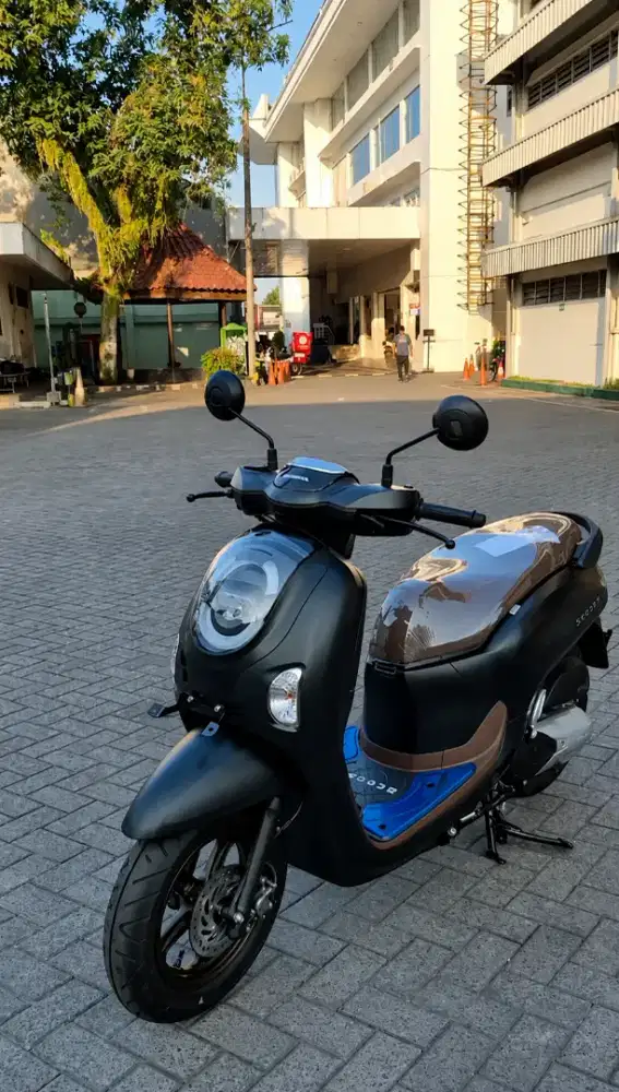 HONDA SCOOPY PRESTIGE BLACK