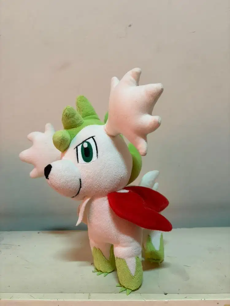 Boneka Pokemon Shaymin Takara Tomy