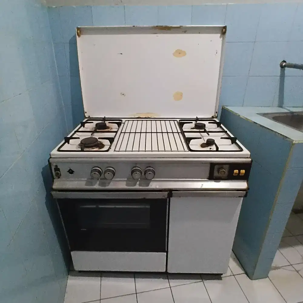 Dijual Kompor 4 tungku