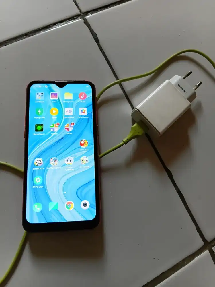 Oppo A1k ram 2/32GB hp+silikon+charger