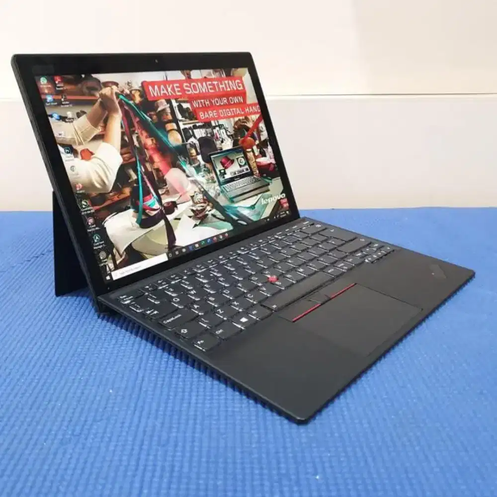 Lenovo X1 Tablet Laptop 2-in-1 yang ringan,super cepat,dan multifungsi