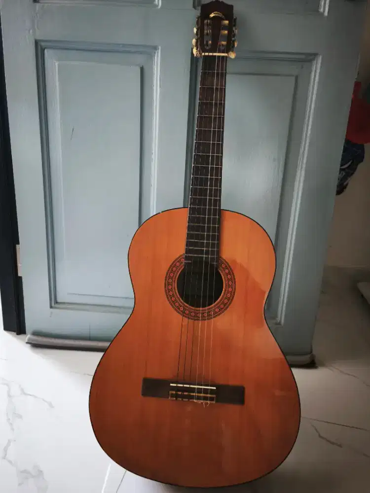 Gitar Yamaha C350