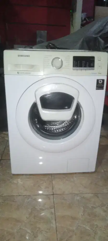 Mesin cuci front loading Samsung inverter 7.5 kg