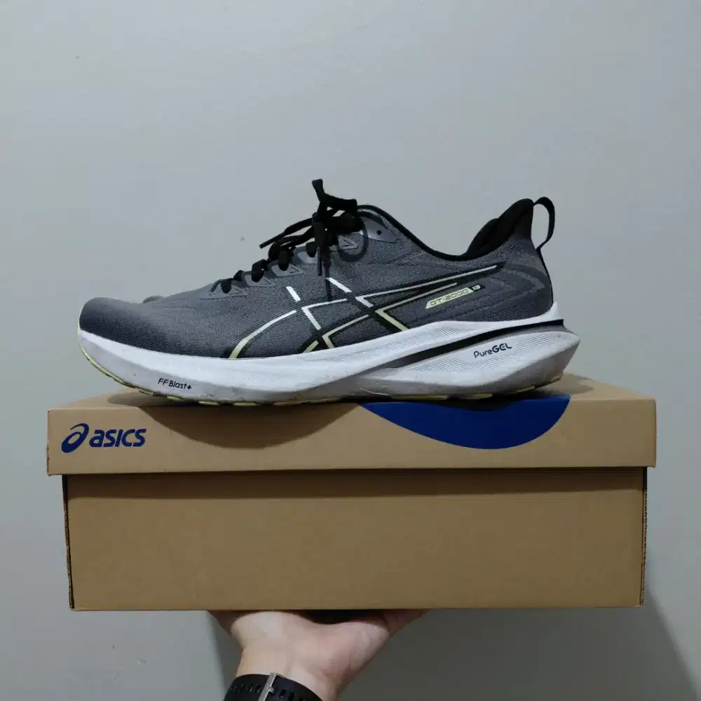 Sepatu Asics GT-2000 13 Size 46.5 Men Black Carbon Original 46,5 US 12