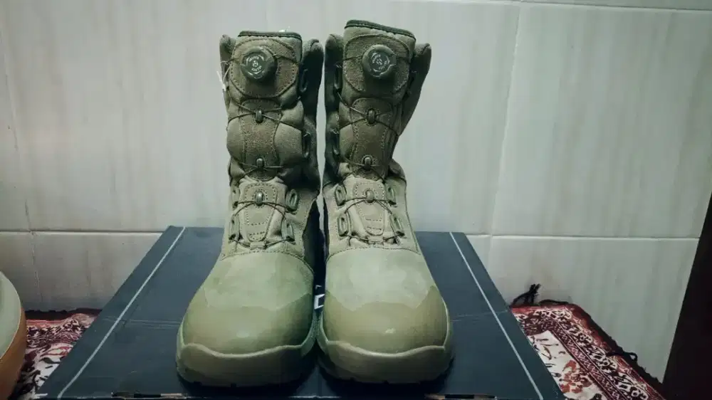 Sepatu Tactical Army Green