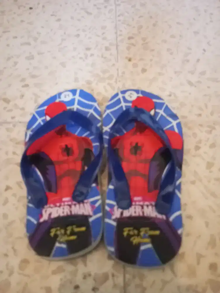 sandal jepit anak gambar Spiderman