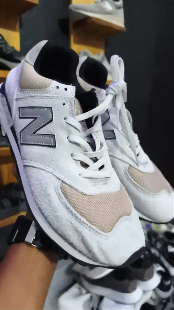 Sepatu New Balance 574 Size 43