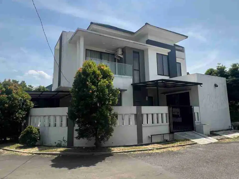 Rumah Hoek Mandiri Semi Furnished Rapih Griya Loka BSD city
