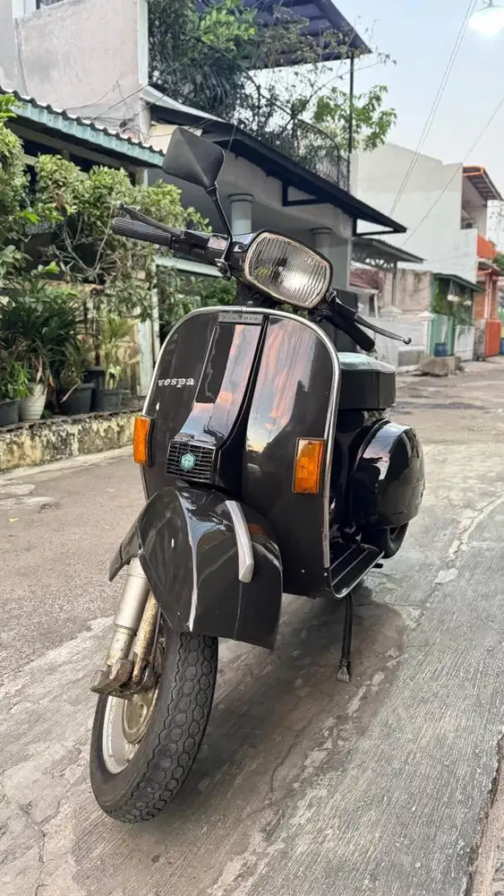 Vespa Px 1981 aseli Coklat