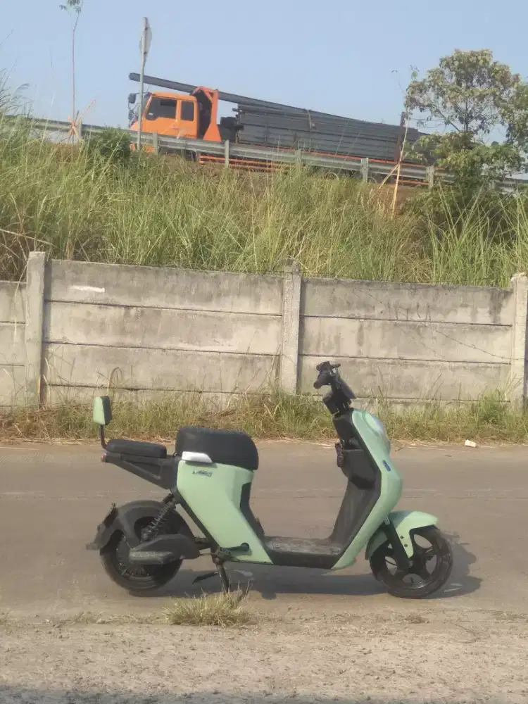 Sepeda listrik m60