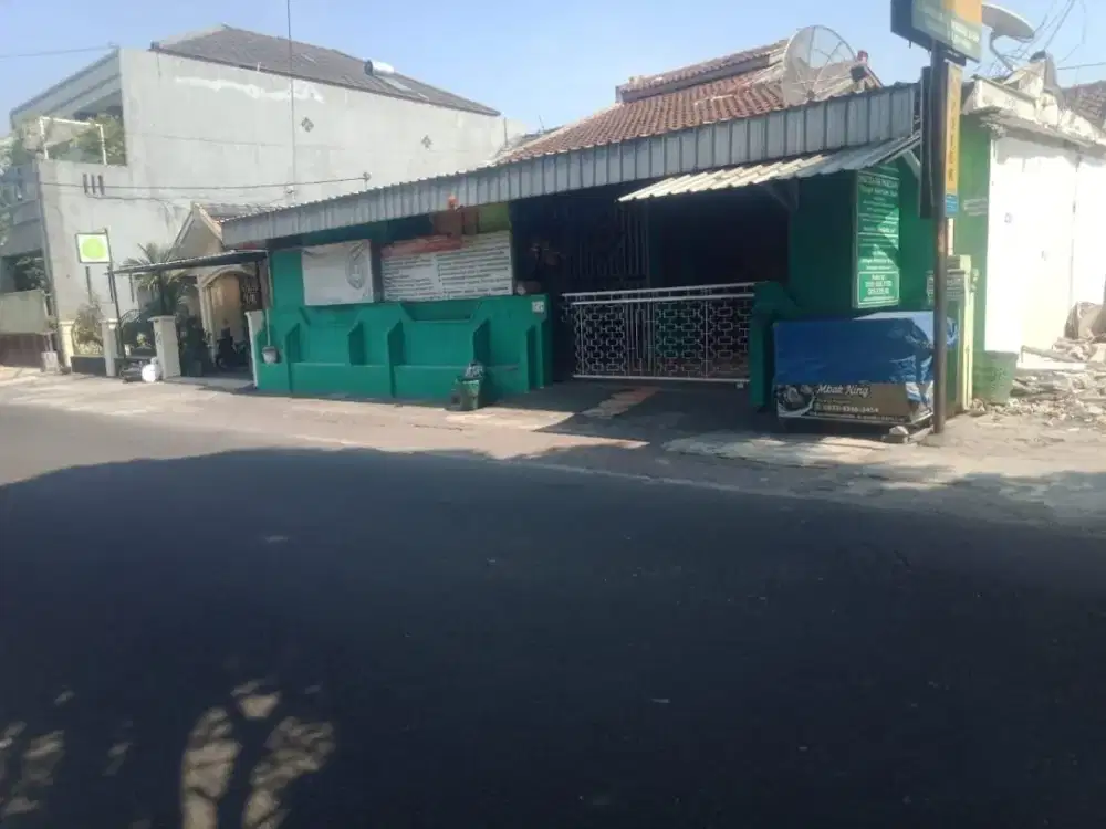Tanah murah bonus bangunan rumah cocok untuk segala usaha di condong catur