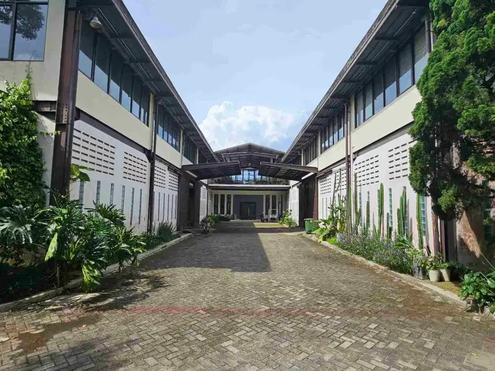 di Jual Cepat Gudang dan gedung perkantoran dekat pintu toll Ciawi