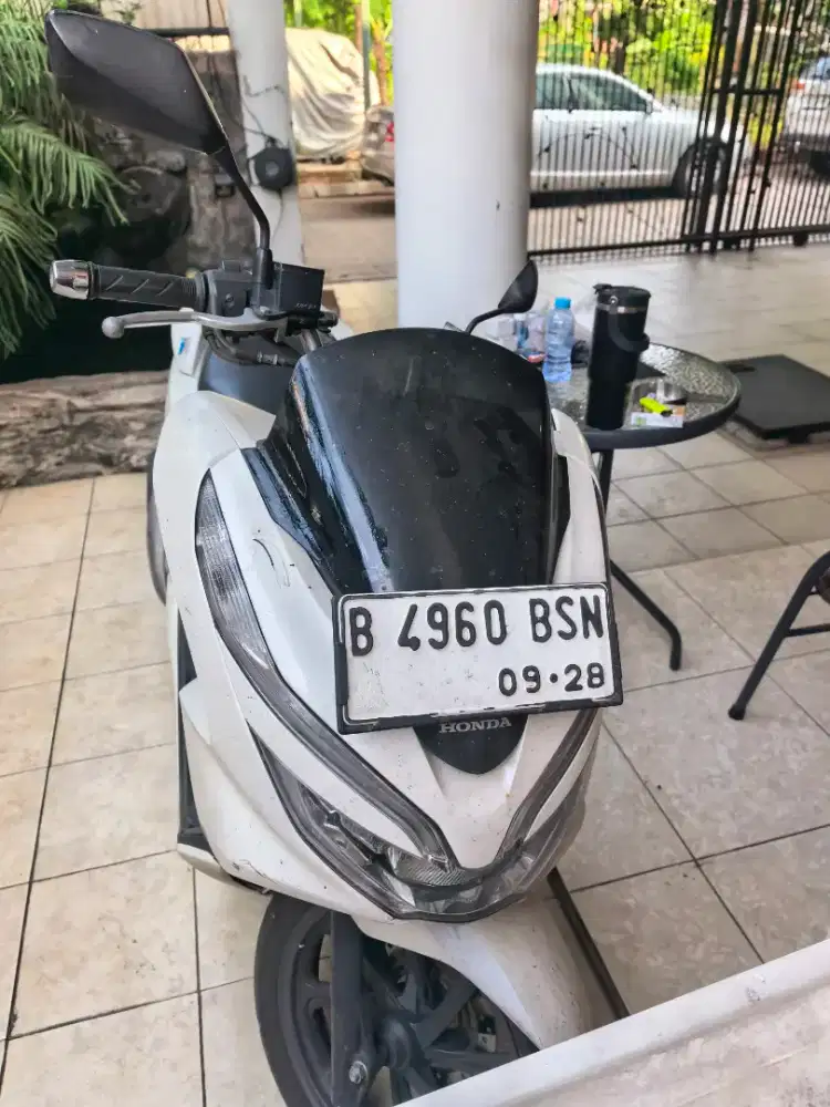 Honda PCX putih 2018 tangan pertama dari baru