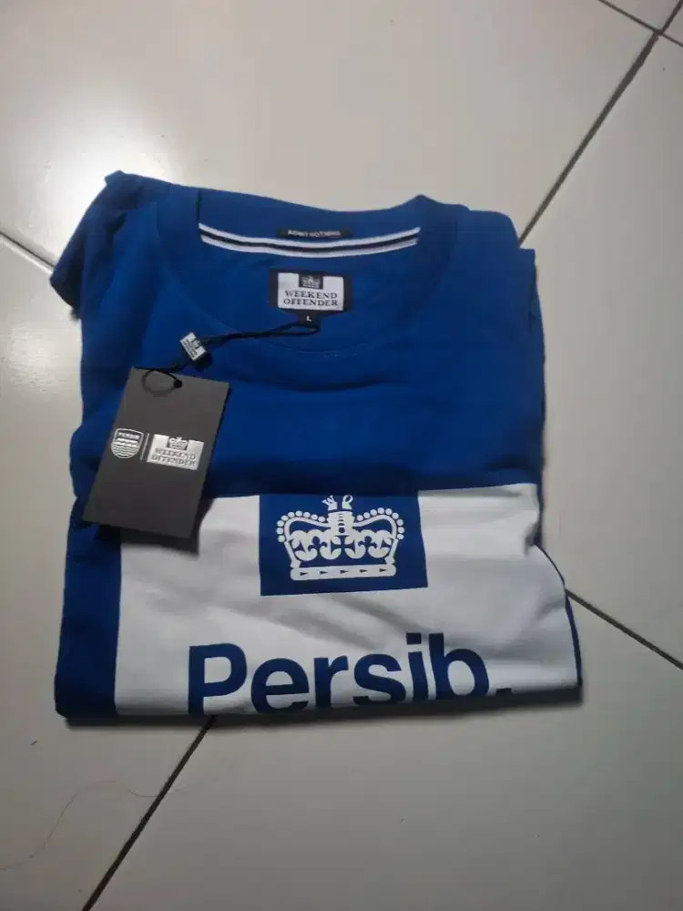 Jual t shirt Persib x Weekend Offender