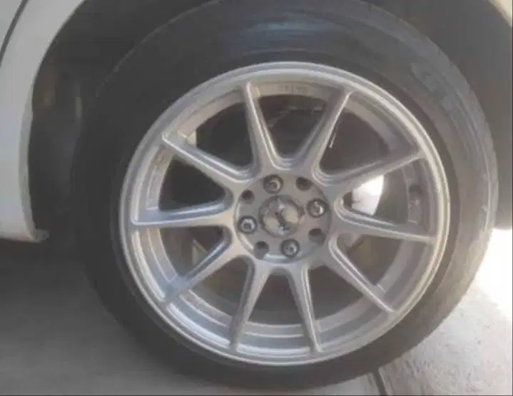 Vleg dan Ban R15