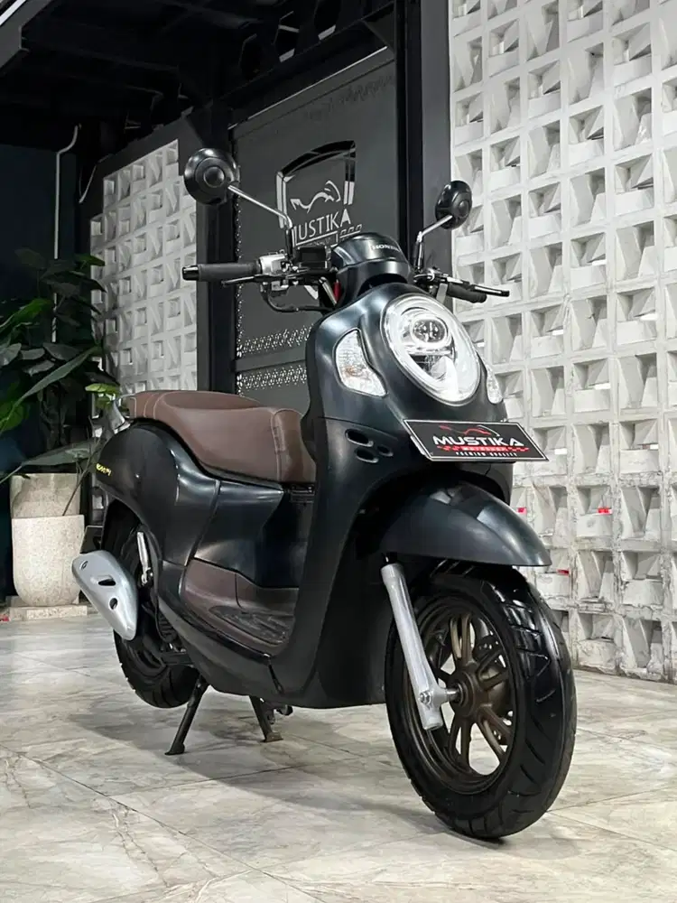 HONDA SCOOPY PRESTIGE 2024 - Chintia Mustika