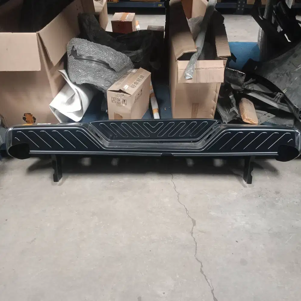BUMPER BELAKANG NISSAN NAVARA 2008, 85010JR00A