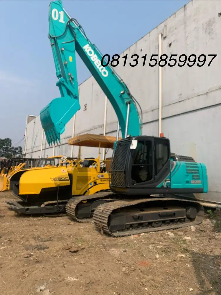 Excavator breaker kobelco sk 200-10 thn 2024