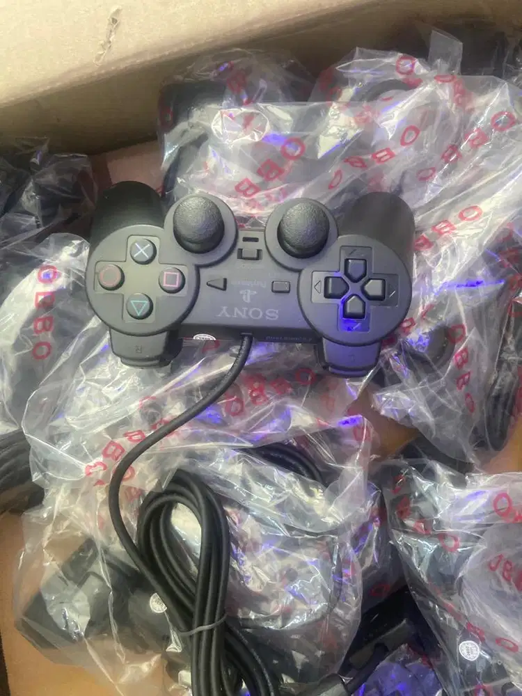 stik ps2 kabel hitam