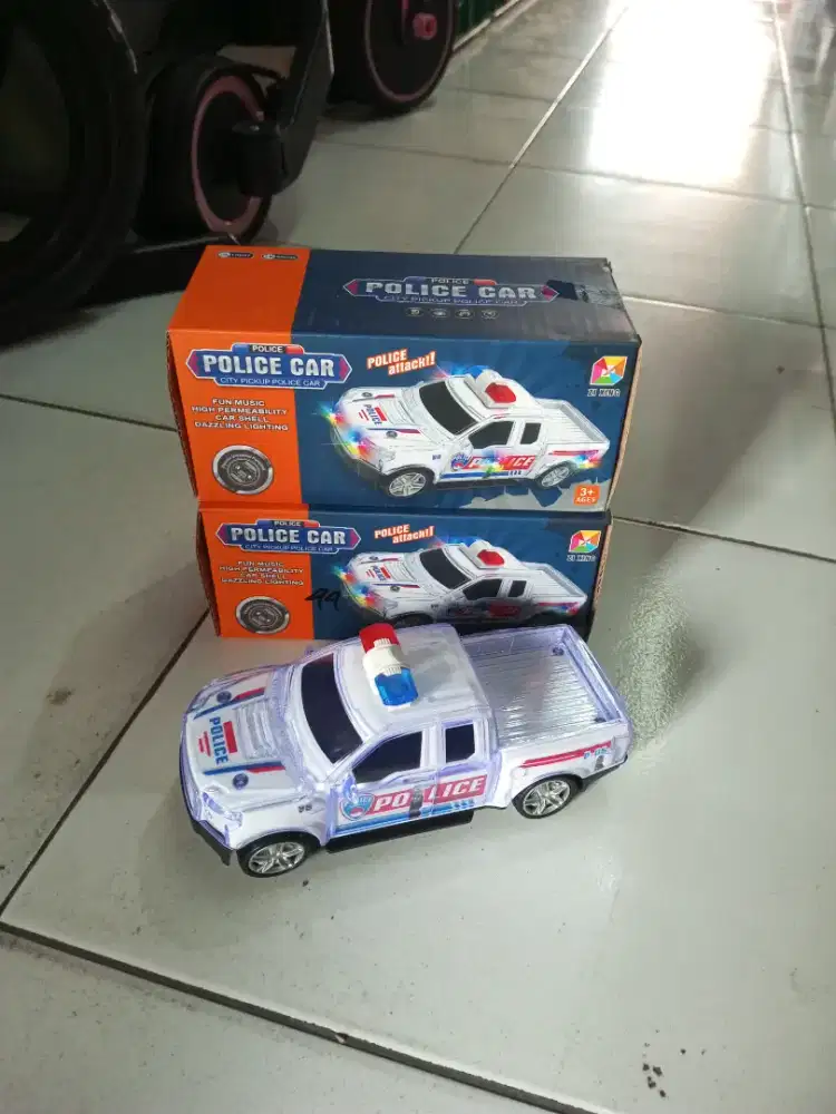 Mainan Anak Mobil Police baterai musik lampu