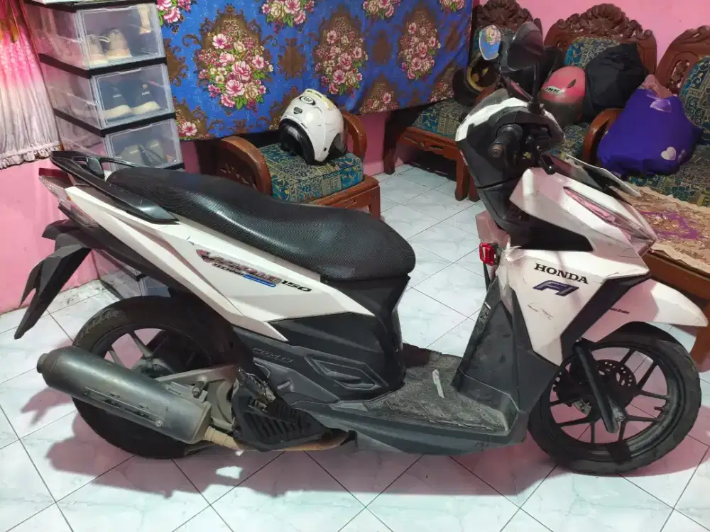 Honda Vario 150 Putih