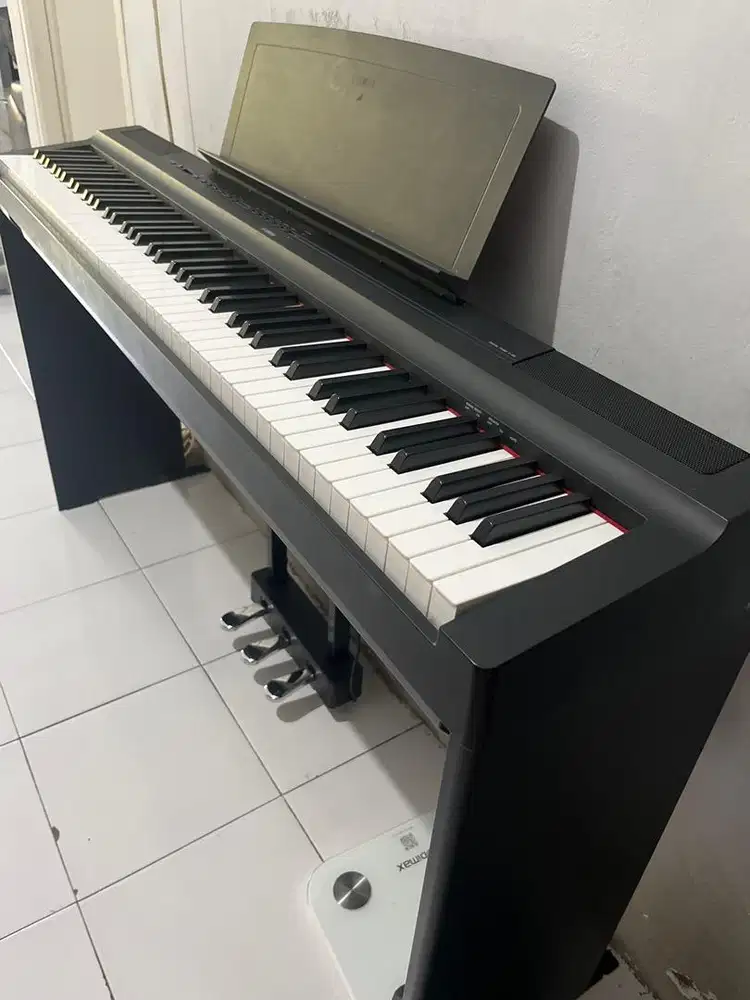 Piano Digital Yamaha P-125 (full set + stand kayu + 3 pedal)
